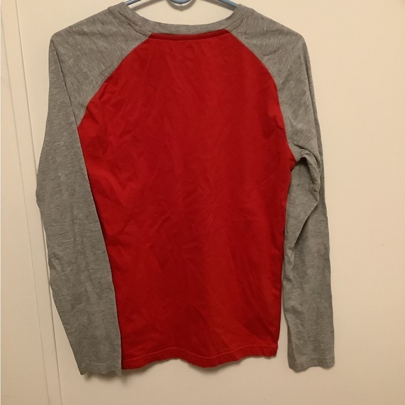 Tampa Bay Buccaneers shirt
Size L
EUC
Arm 17”
Sleeves 25”
Length 22” - Picture 3 of 3